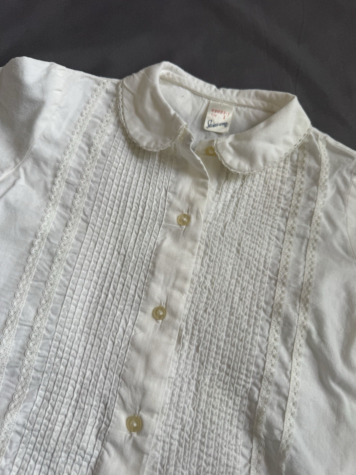 Vintage Stoneswear Girls Blouse 1960s sz 5 Lace Trim Pleats Detail Top Shirt