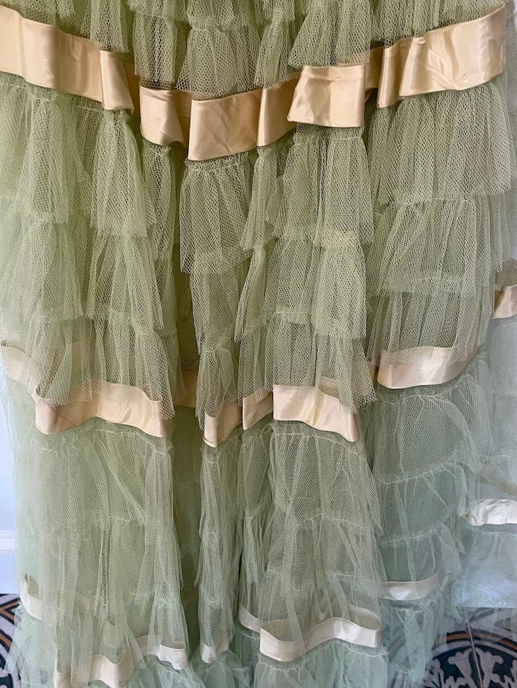 Vintage 1950s Light Green Tulle Party Dress | Fairycore Prom Gown | Tea Party XS