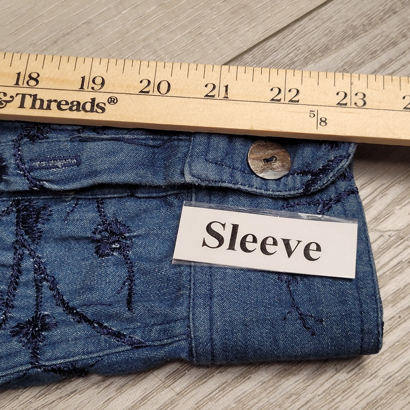 Vintage Gene Ewin BIS Shirt Womens M Wrinkled Rich Denim Embroidered 90’s USA