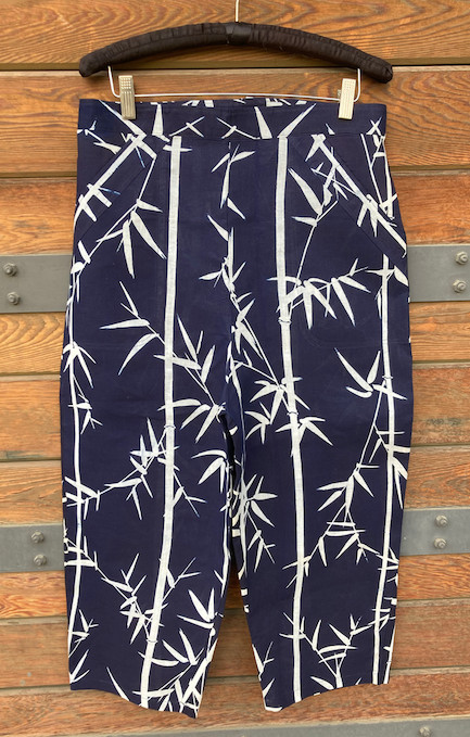 NOS 1950-60’s Vintage Navy Blue Bamboo Print Linen Capri Pants BRAND NEW VINTAGE