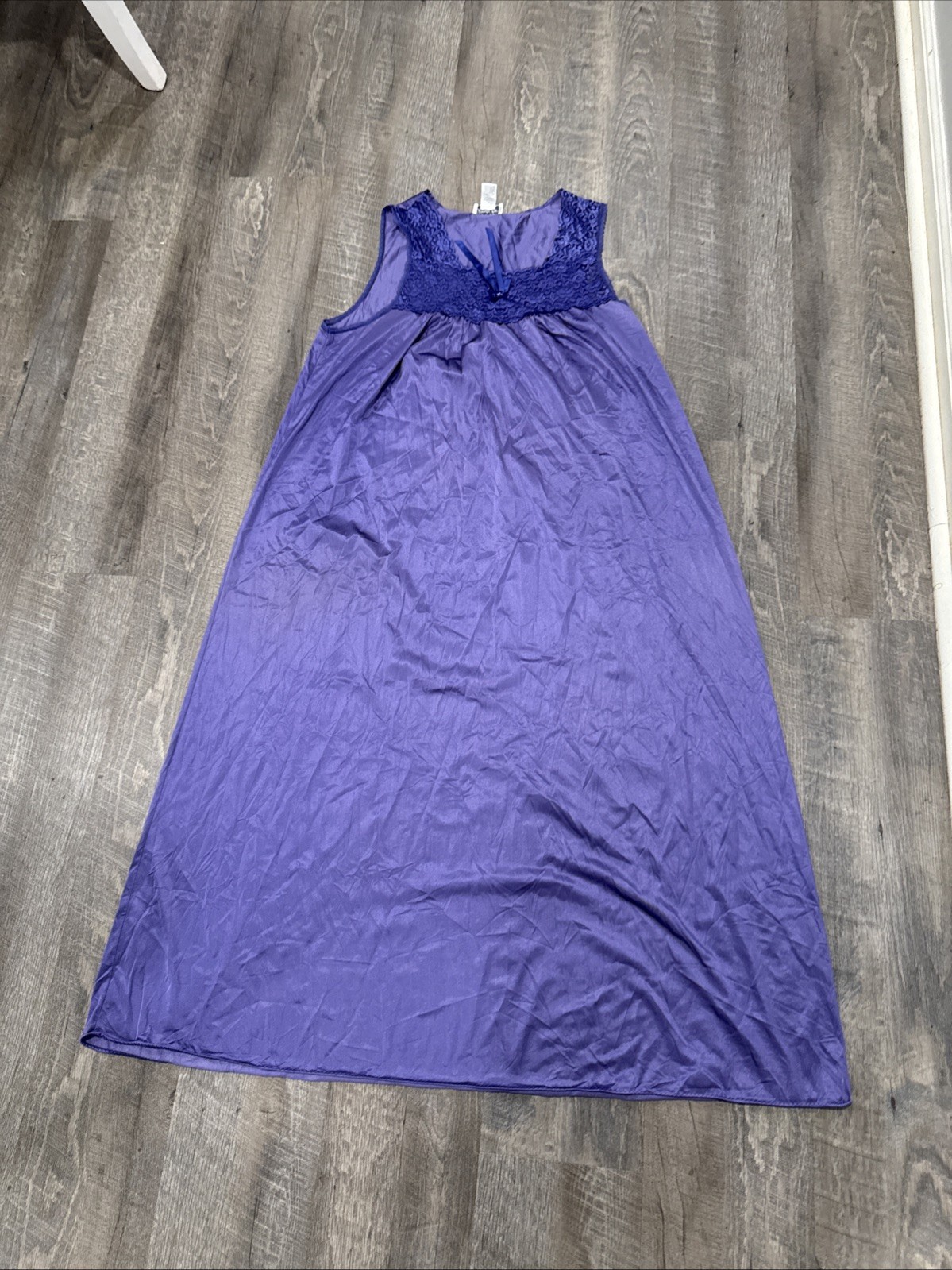 Vintage Vanity Fair Purple Nylon Nightgown Lace Bodice Sleeveless Size Large