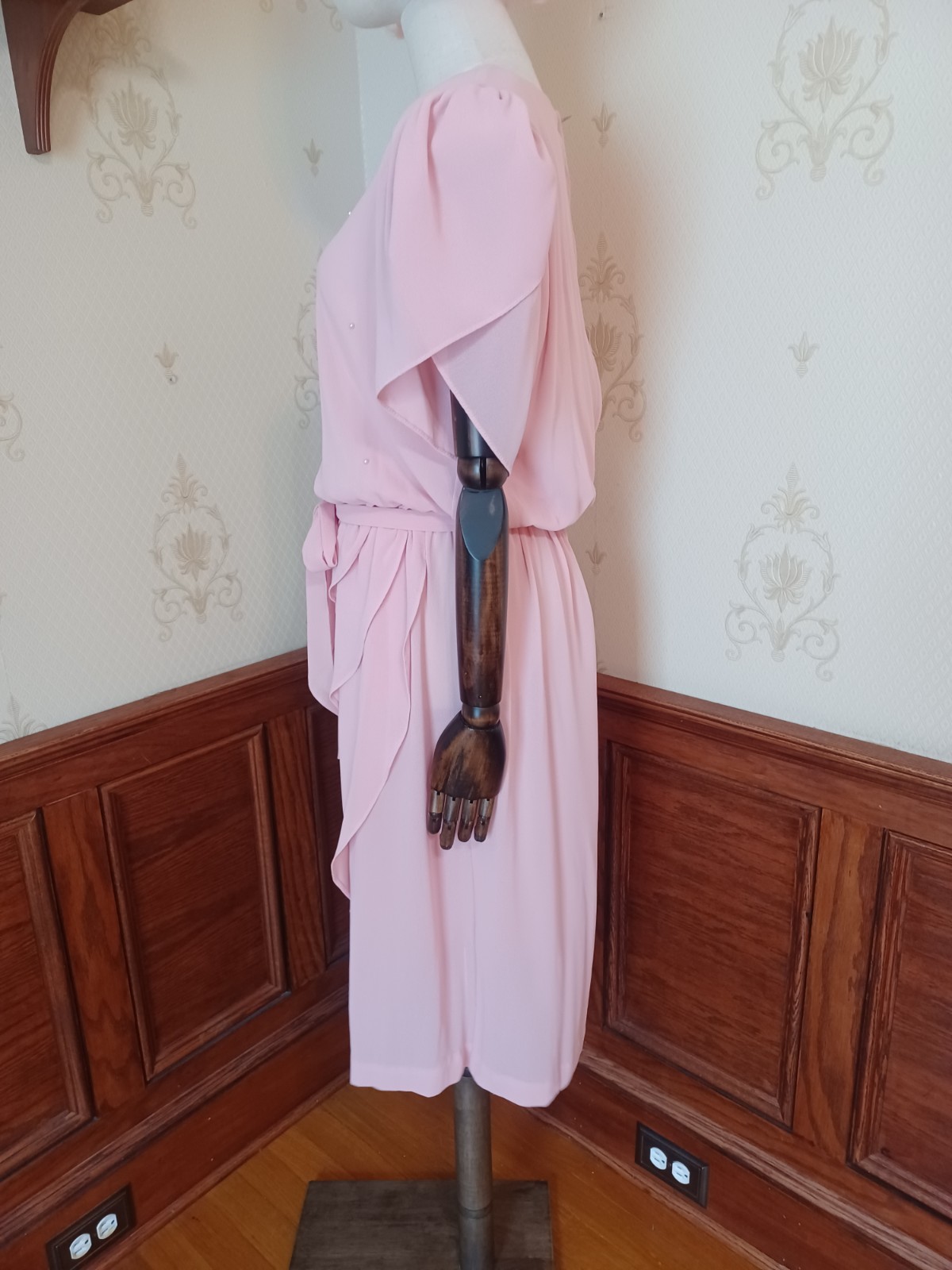 Vintage 1960s/70s Toni Todd Union-Made Pink Pearled Puff Sleeve Coquette Dress