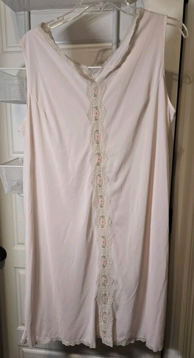 Vintage Dixie Belle Lingerie Pink Shift w/Lace Nightgown sz L