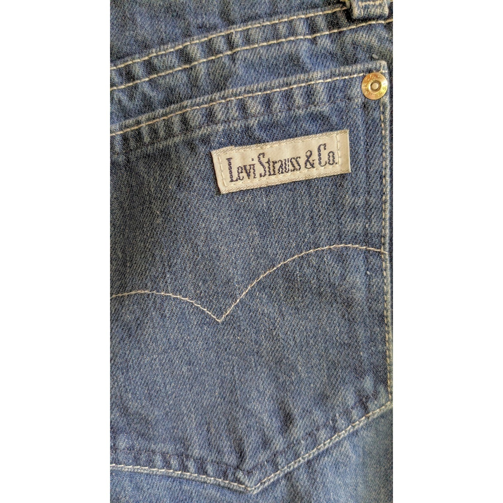 Levi’s Jeans White Label Rare Vintage 27 x 31 Single Stich Back Pocket Unusual