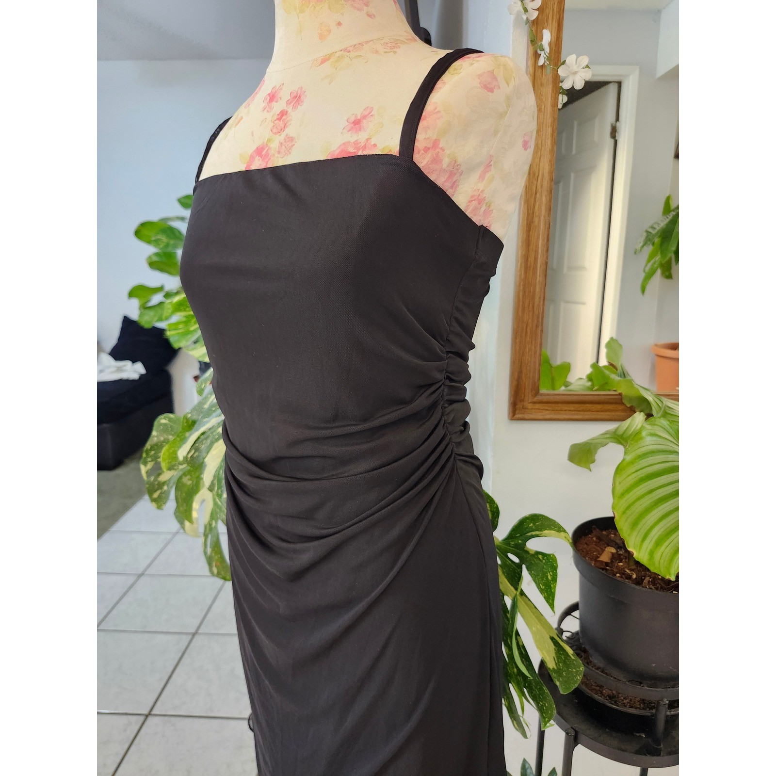 Almost Famous Black Handkerchief Hem Ruched Midi Dress Size Large Goth Y2K