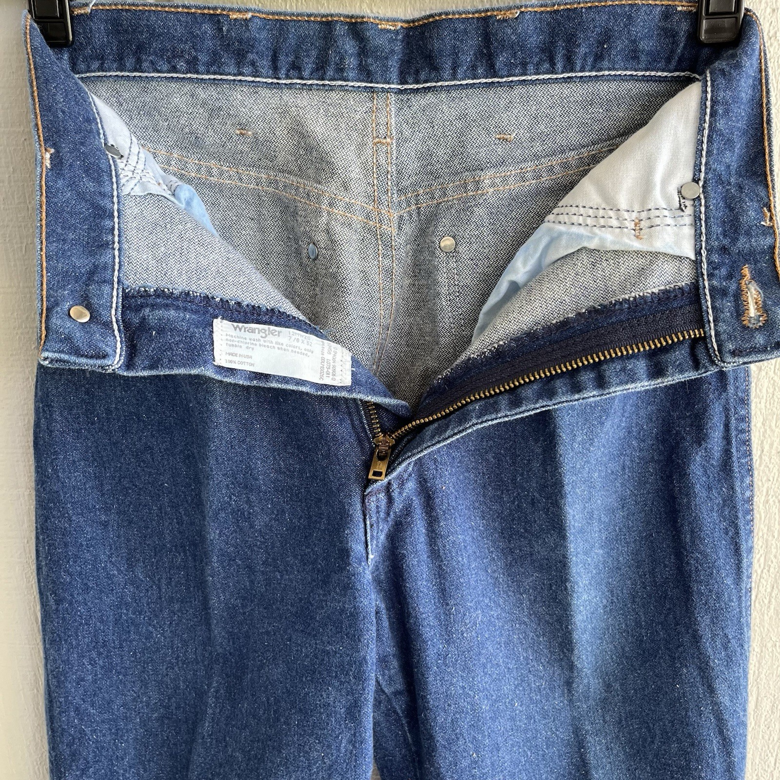 Wrangler Women’s 7/8 Vintage 90s Made in USA Blue Jeans Cowboy Cut Original Fit