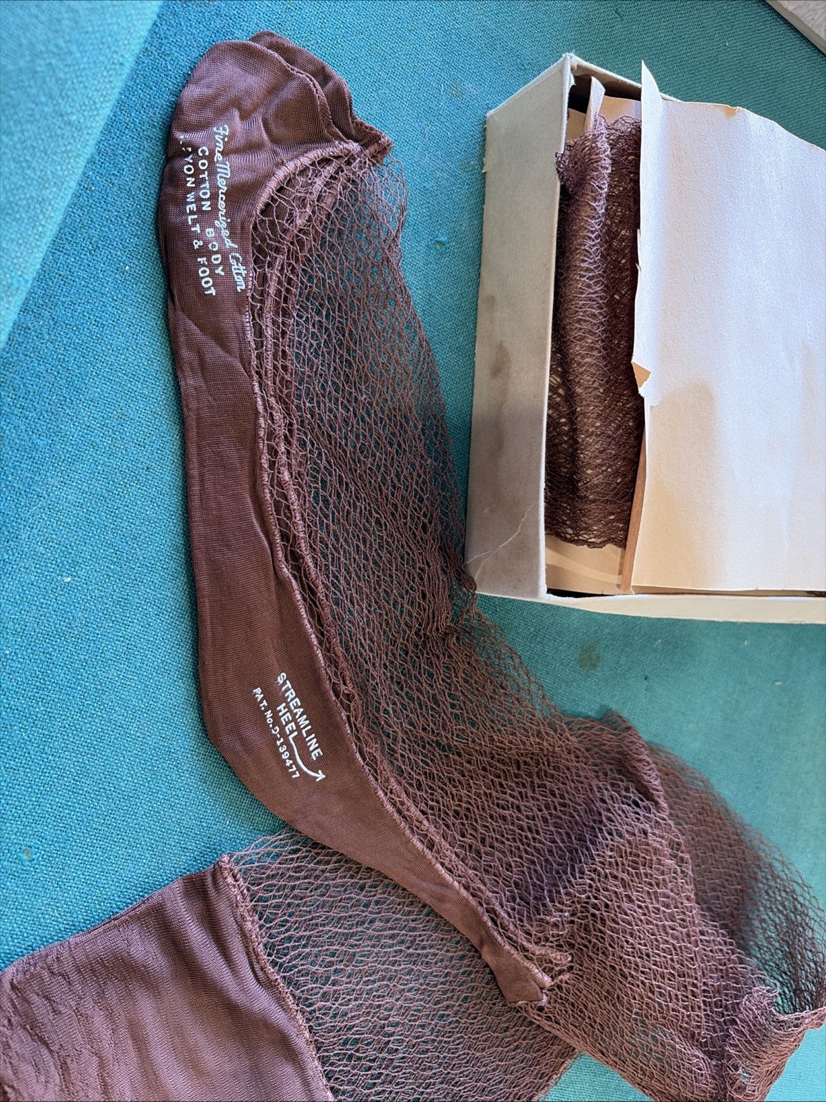 Hosiery Seamless Vintage FASHION KNIT Hosiery 6-Brazil Size 9 New In Box See Pic