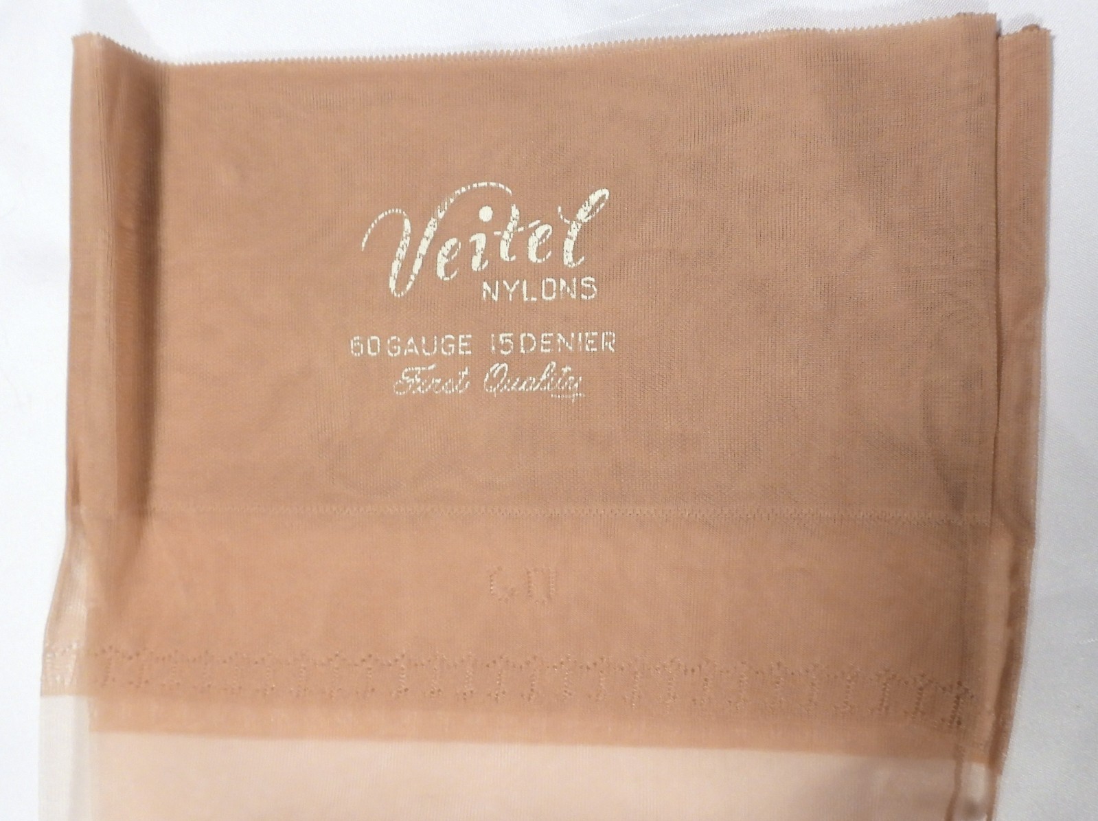 2 Pair Vtg Veitel Flat Knit Keyhole FF Plain SEAMED STOCKINGS sz 9 31″ 60G/15D