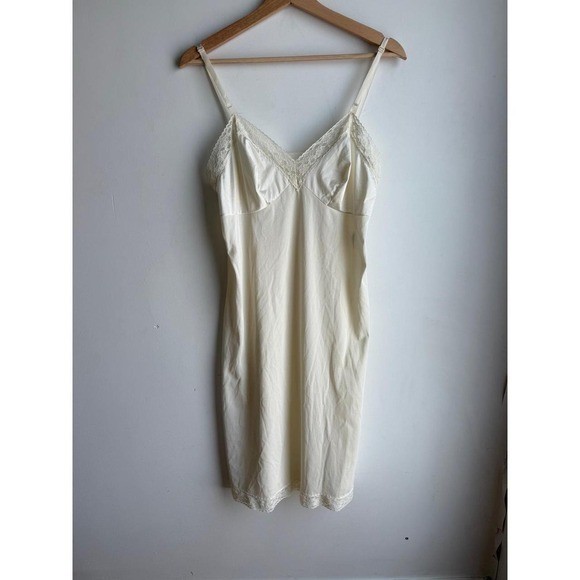 Vintage Vanity Fair Cream Silky Nylon Slip Dress with Lace Size M