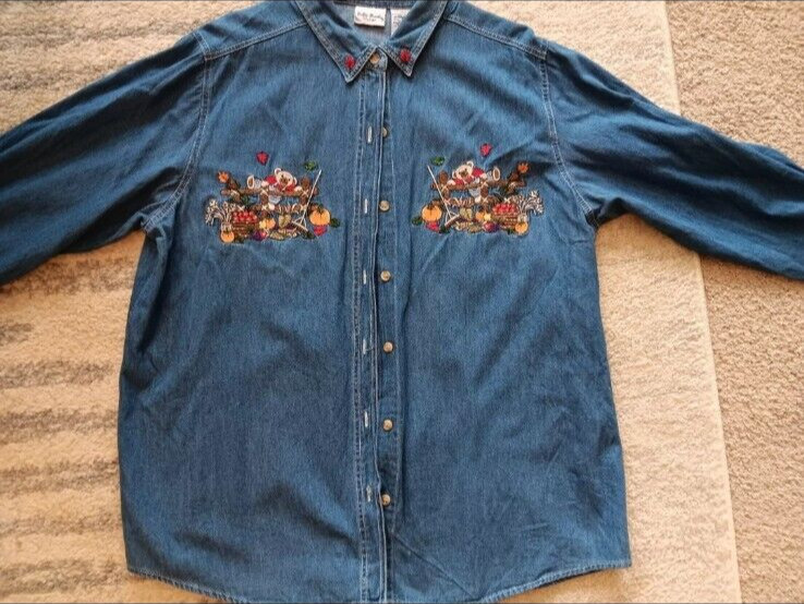 Bobbie Brooks Women’s 18/20W Vintage Denim Shirt Teddy Bear Pumpkin Embroidered
