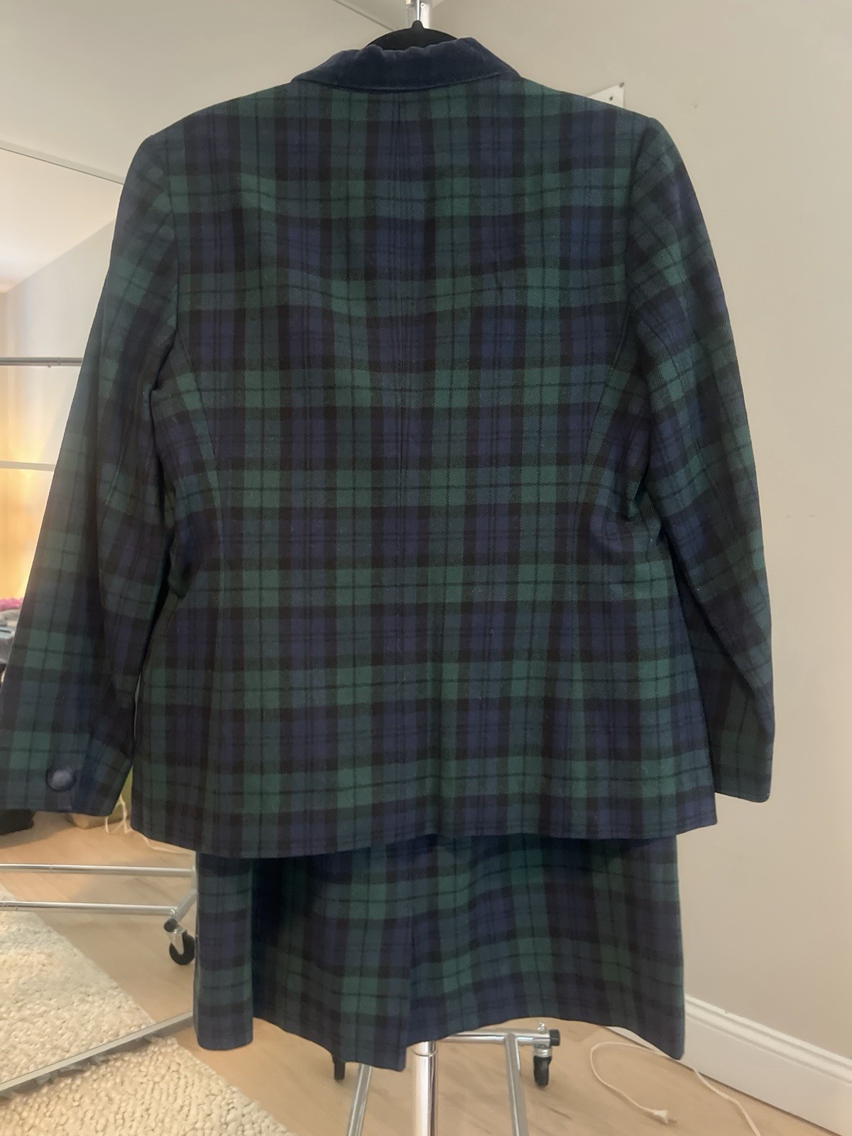 Vintage Pendleton Black Watch Tartan Wool Suit Set Petite 10 USA Velvet Collar