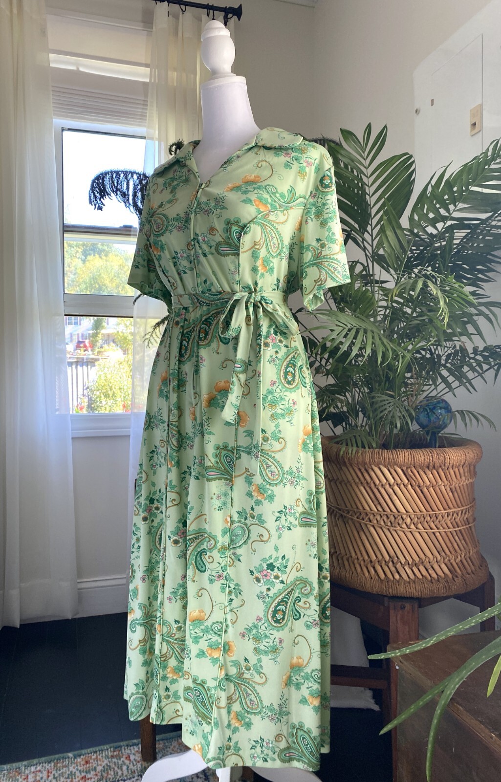 Vintage 1970s Green Short Sleeve Pocket 100% Polyester Zipper Dress Size 20 1/2