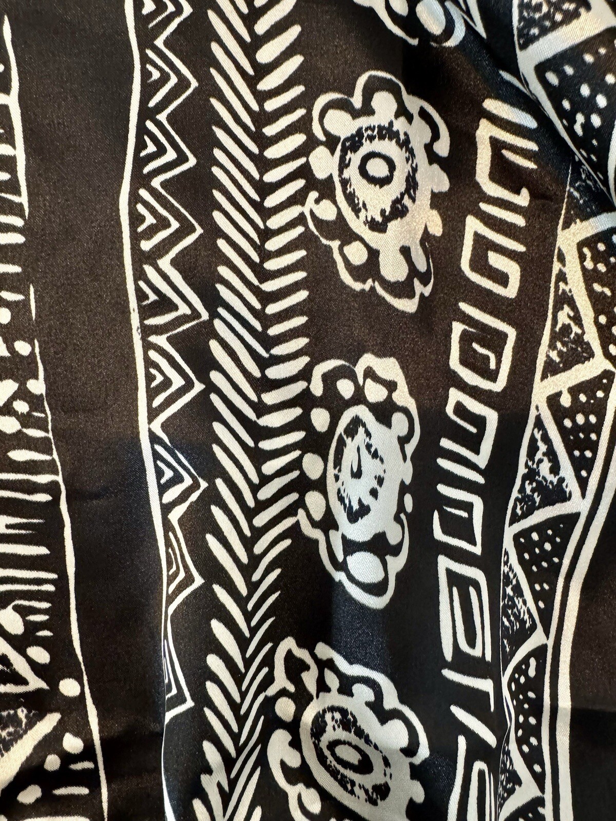 Winlar Vtg Long 90’s Kaftan Black and White One Size Fits All