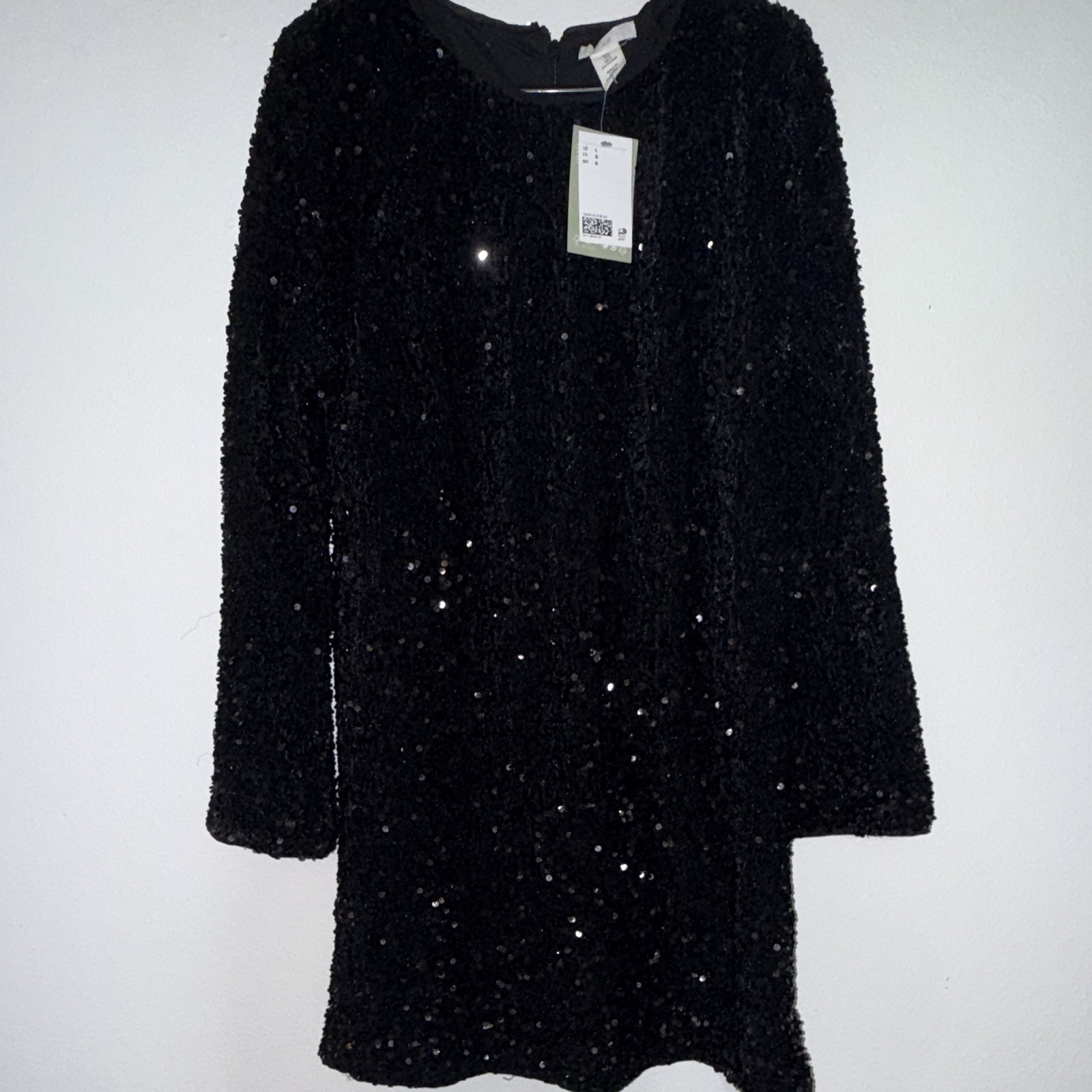 Women’s Black Sequence Dress L Knee Length Long Sleeve Round Neck Party Cocktail