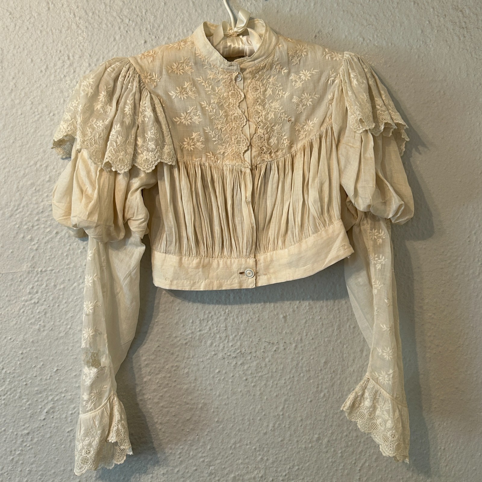 READ Antique 1800s Victorian Romantic Edwardian Blouse Lace Mutton Sleeve