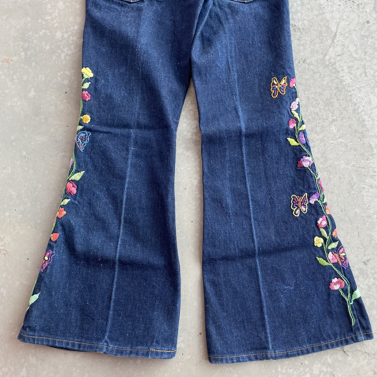Vintage 70s Levi’s Orange Tab Bell Bottom Dark Indigo Hippie Jeans 28×27.5