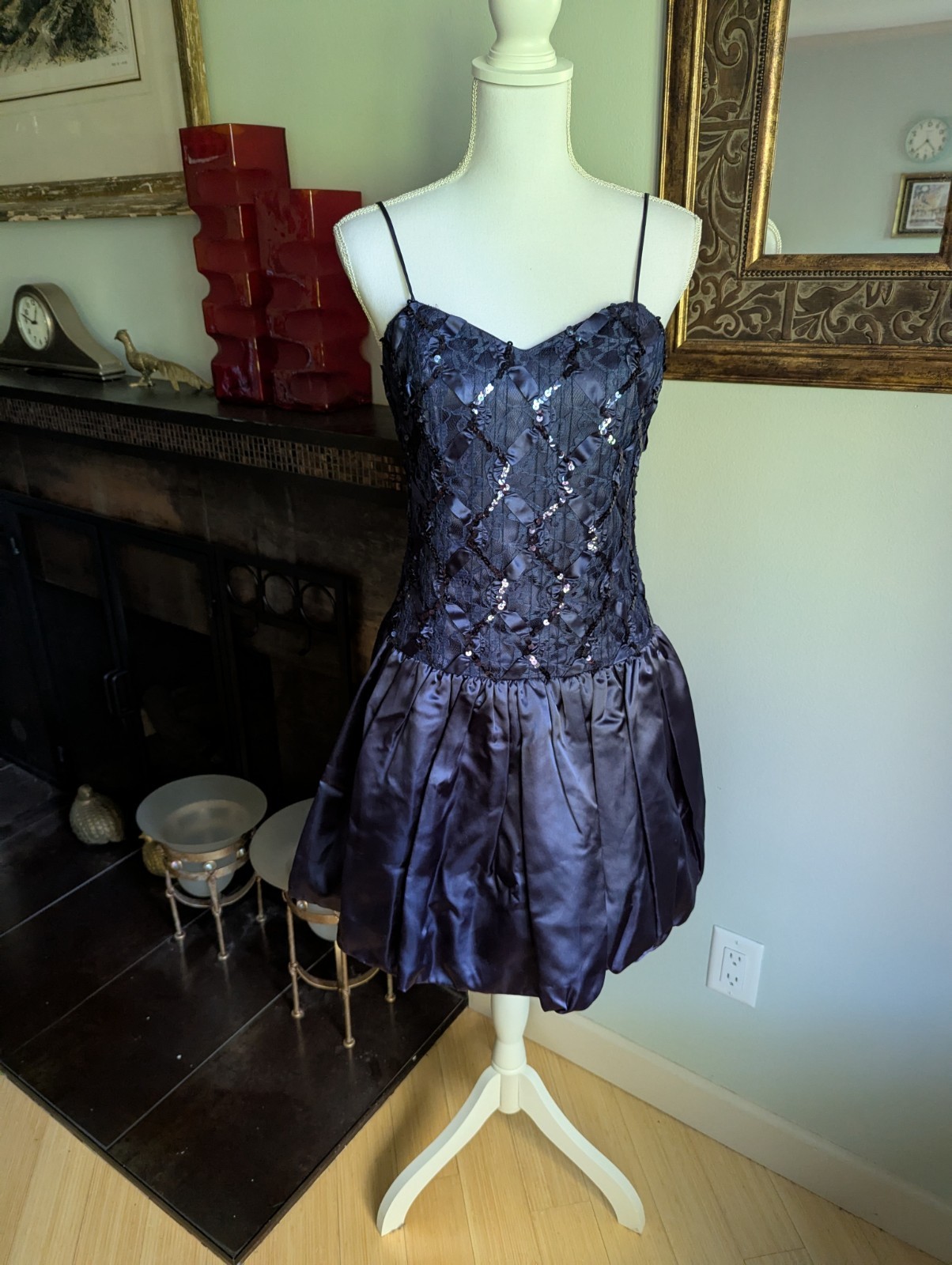 Vintage 80’s Size Small/Med Formal Sequin Lace Ribbon Bodice Bubble Skirt Dress