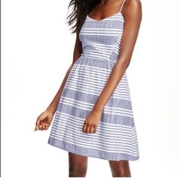 OLD NAVY. Blue/White Striped Cami dress. Size Small. Zipper on side. Lin…