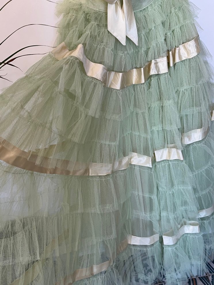 Vintage 1950s Light Green Tulle Party Dress | Fairycore Prom Gown | Tea Party XS
