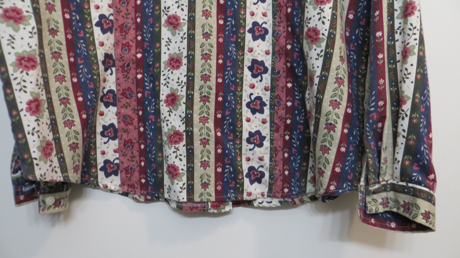 Vintage Look Season Ticket Shirt Women XL Multicolor Floral Striped 80s 90s Look