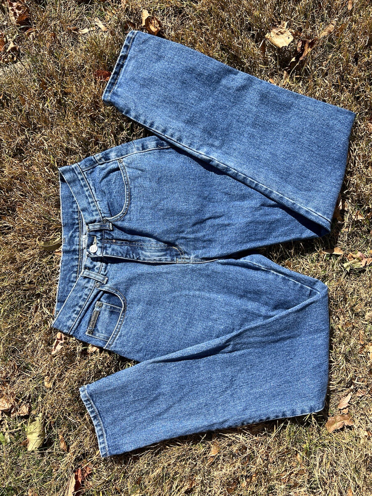 Vintage 80s High-Waisted Medium-Wash Mom Jeans by New York Jeans! 27” Waist