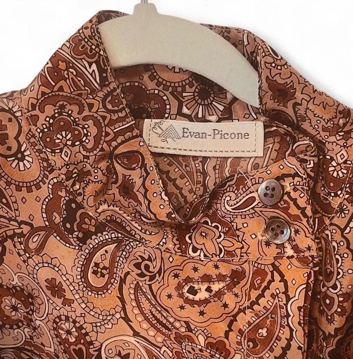 Evan Pinecone Button Up Shirt Vintage Women’s Fits Medium Petite