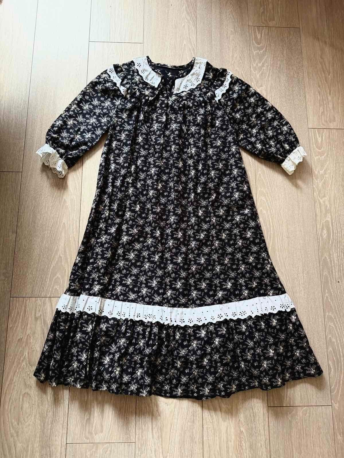 Vintage Prairie Dress Floral Cottagecore Eyelet Lace Ruffle Black Maxi