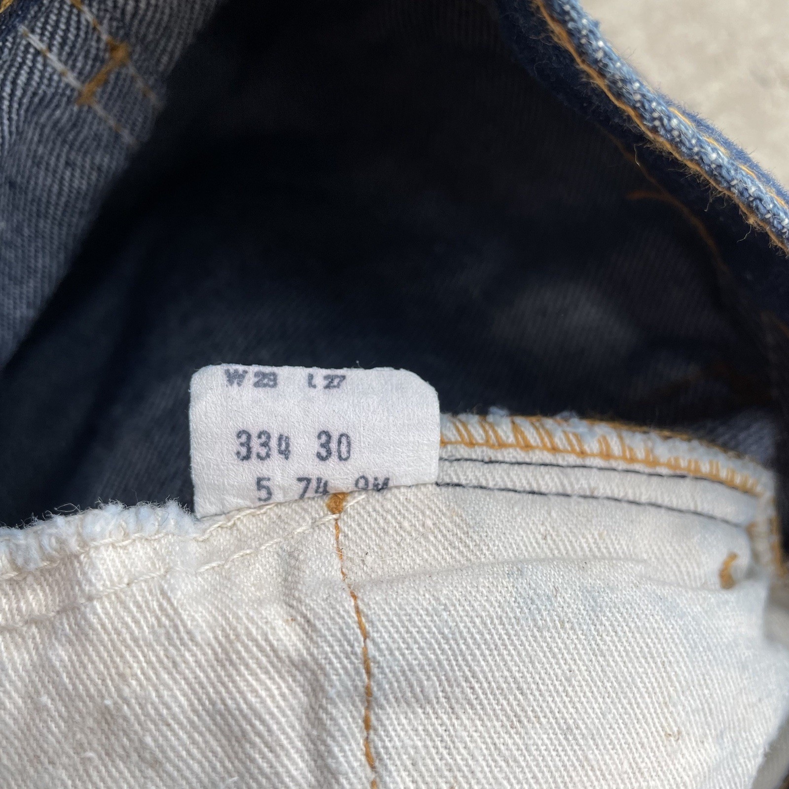 Vintage 70s Levi’s Orange Tab Bell Bottom Dark Indigo Hippie Jeans 28×27.5