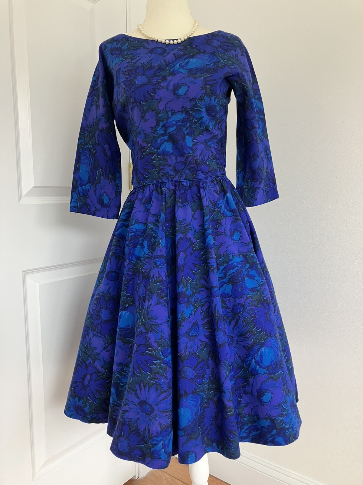 Vintage 50’s JERRY GILDEN Floral Full Skirt Fit & Flare Cotton Pin Up Dress! S
