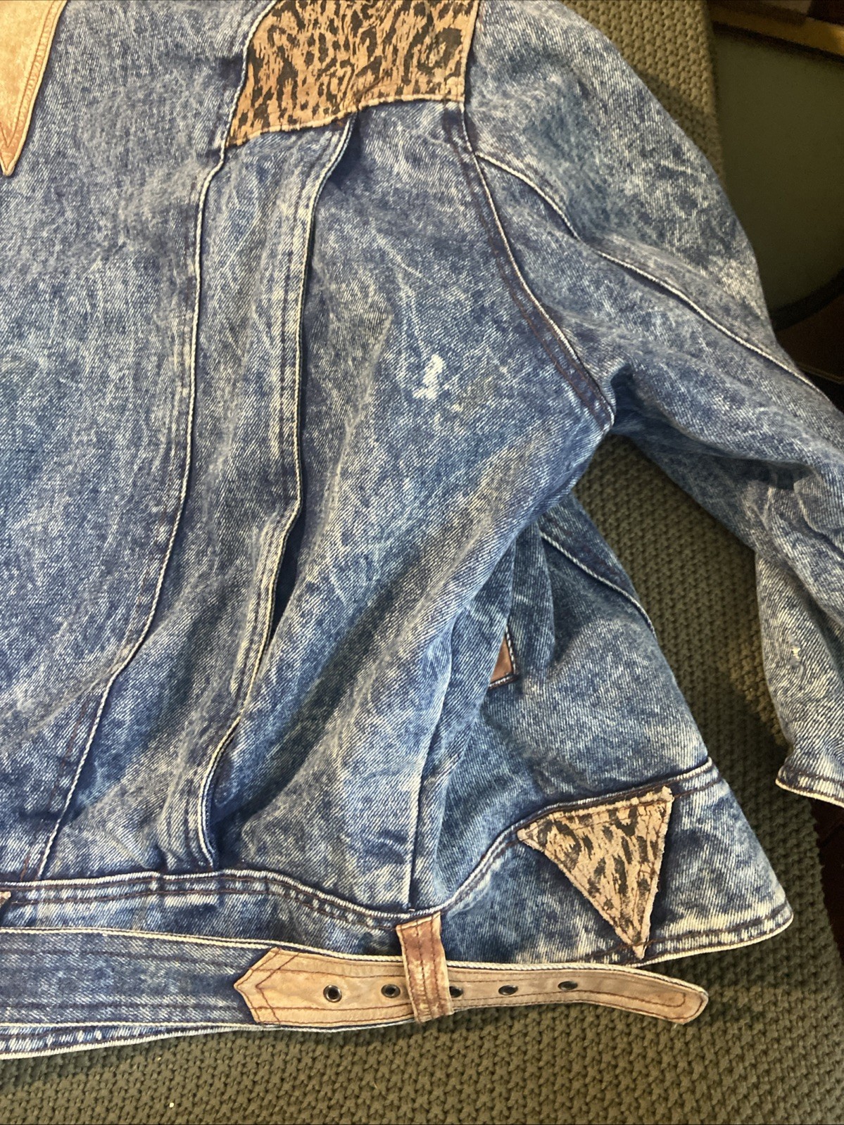 WINLIT Vtg! 80’s Acid Wash Denim Animal Print LEATHER Distressed Bomber Jacket L