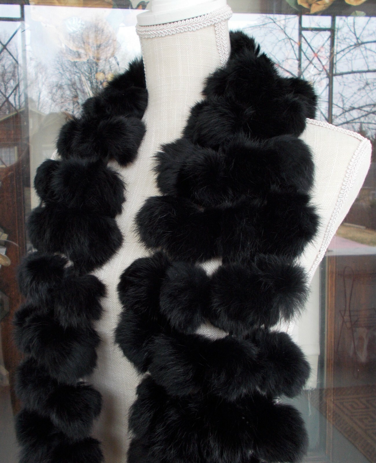 Cejon Genuine Black Rabbit Hand Strung Fur Ball Stole Scarf 55″ Long NWT Lovely