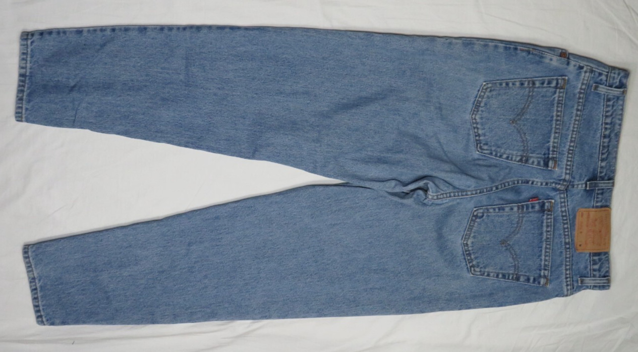 LEVIS BLUE JEAN WOMEN 550 13 MED (32×30) RELAXED TAPER COTTON DENIM VTG CANADA