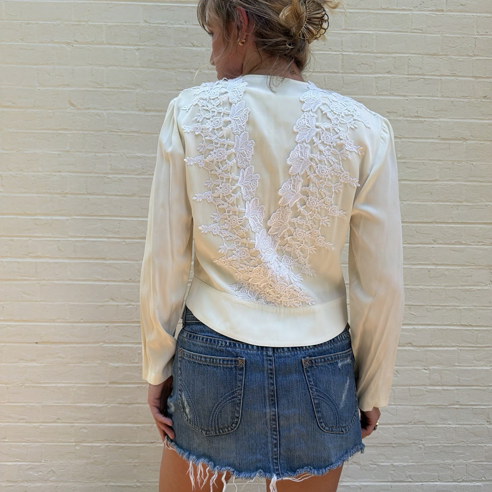 Vintage 90’s ivory lace silky cardigan