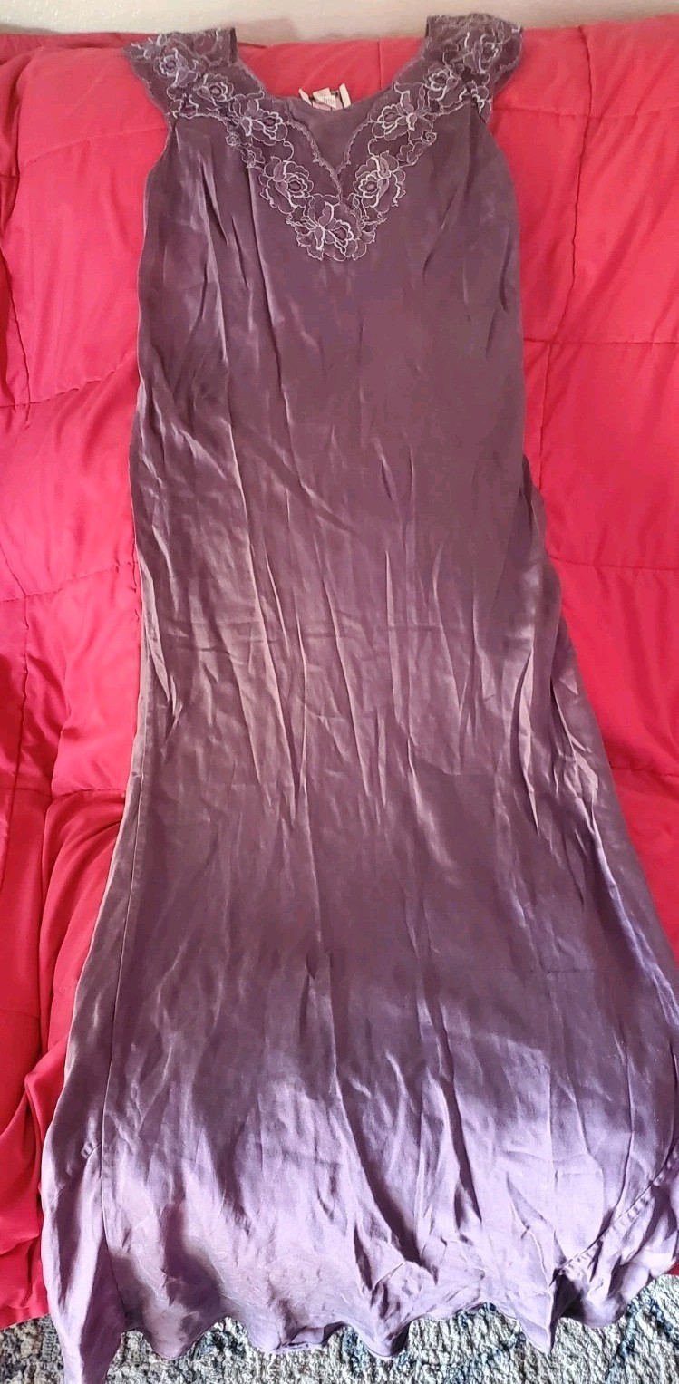 VTG SILK NIGHTGOWN LEJABY COUTURE NEGLIGEE GOWN NEGLIGEE SZ S
