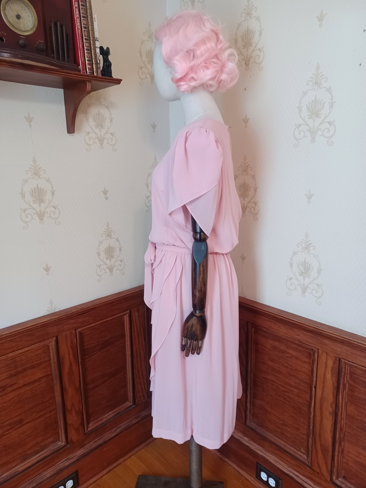 Vintage 1960s/70s Toni Todd Union-Made Pink Pearled Puff Sleeve Coquette Dress