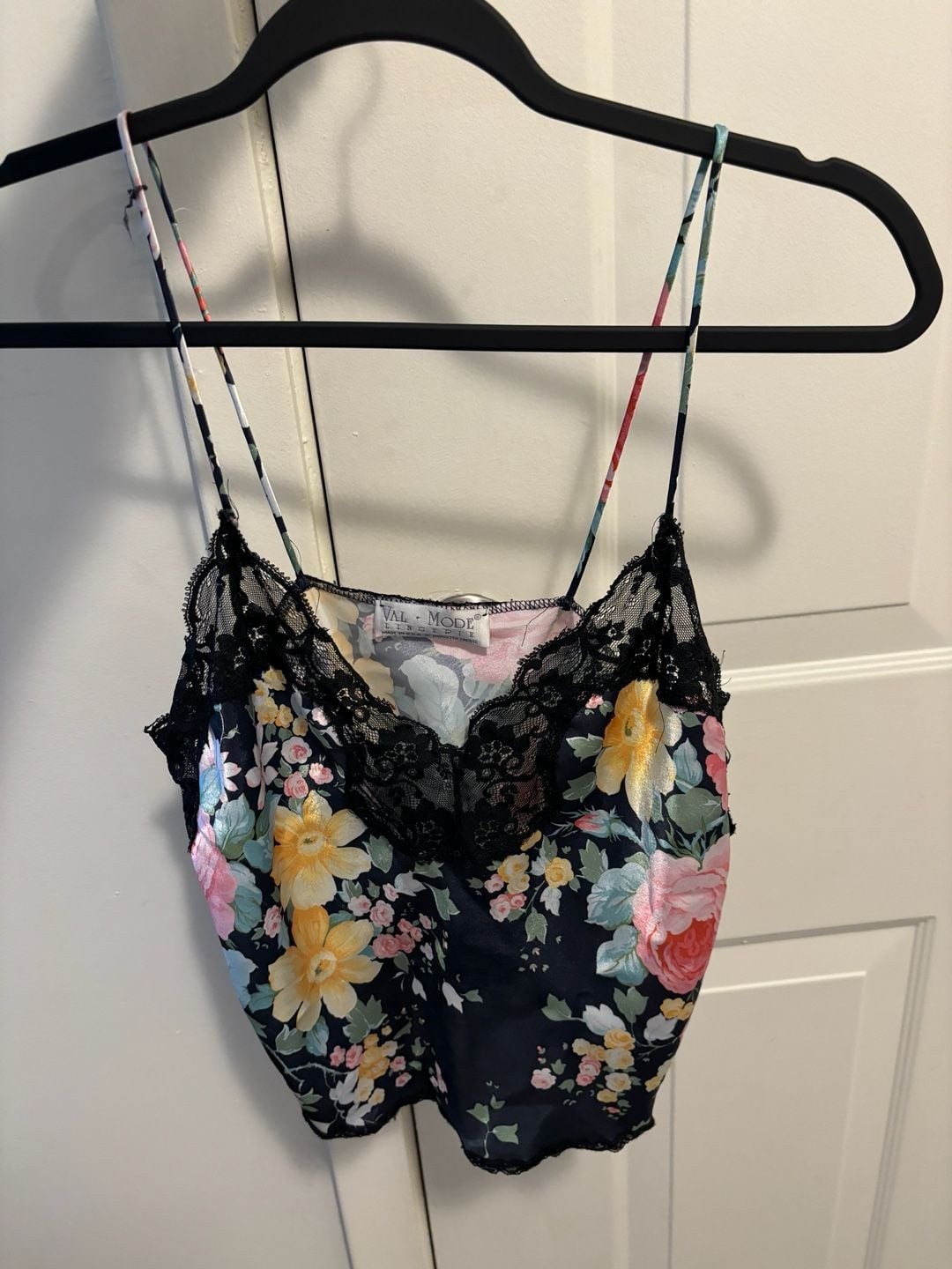 Vintage Y2K Val Mode Lingerie Floral Satin Camisole with Lace Trim