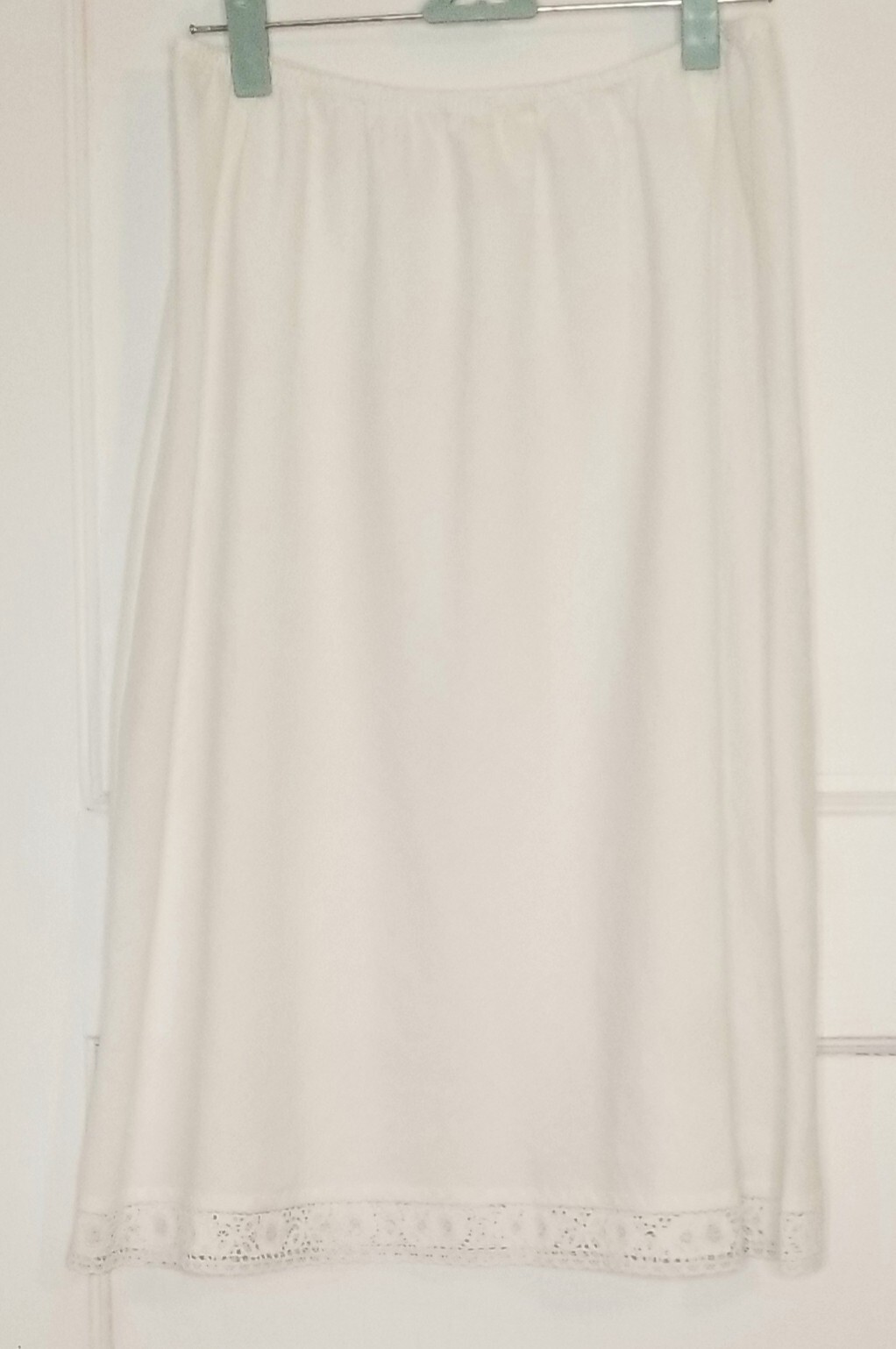Vintage Deena Women’s White Half-Slip Size Large Lace Detail