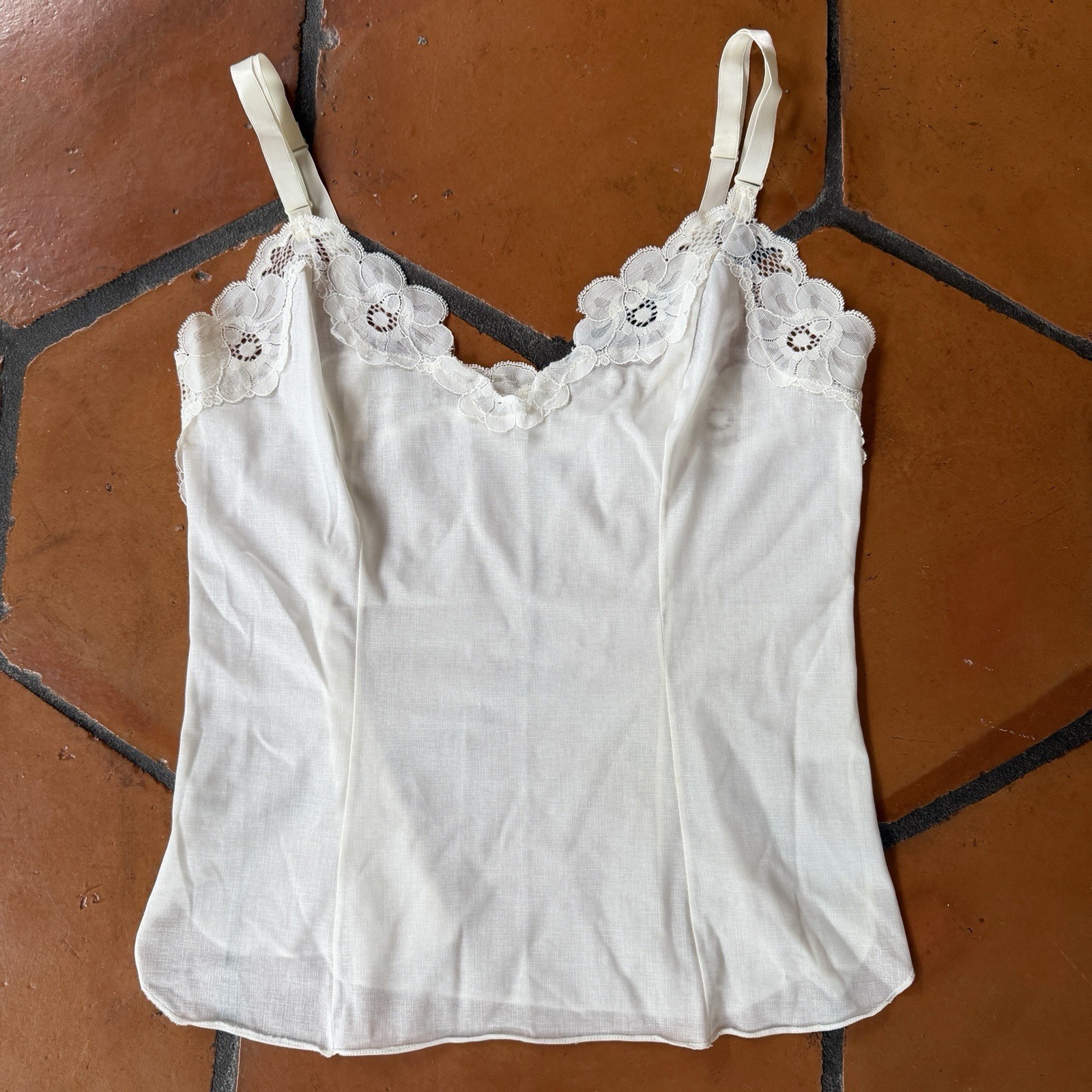 Vintage 60s Ivory Camisole Nylon Cotton Floral Lace Small Feminine Going Out Top