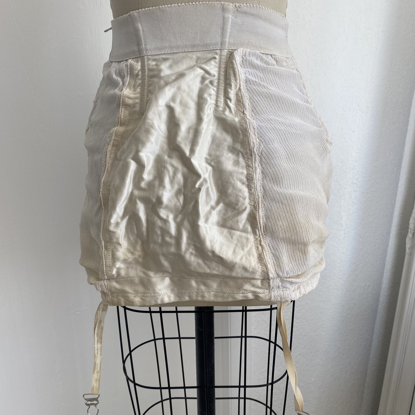 Vtg 50’s 1950s Bestform Girdle Corset Off White 23″ READ