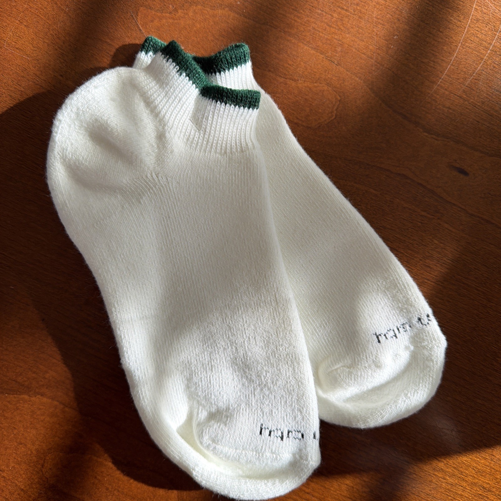 New! 9-11 Low Cut Socks Ankle Acrylic Multiple Colors White Green