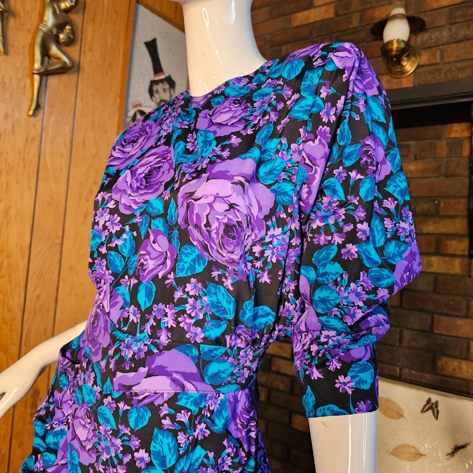 Vintage 80s New Wave Avant Garde Ruffled Wiggle Skirt Cocktail Day Party Dress S