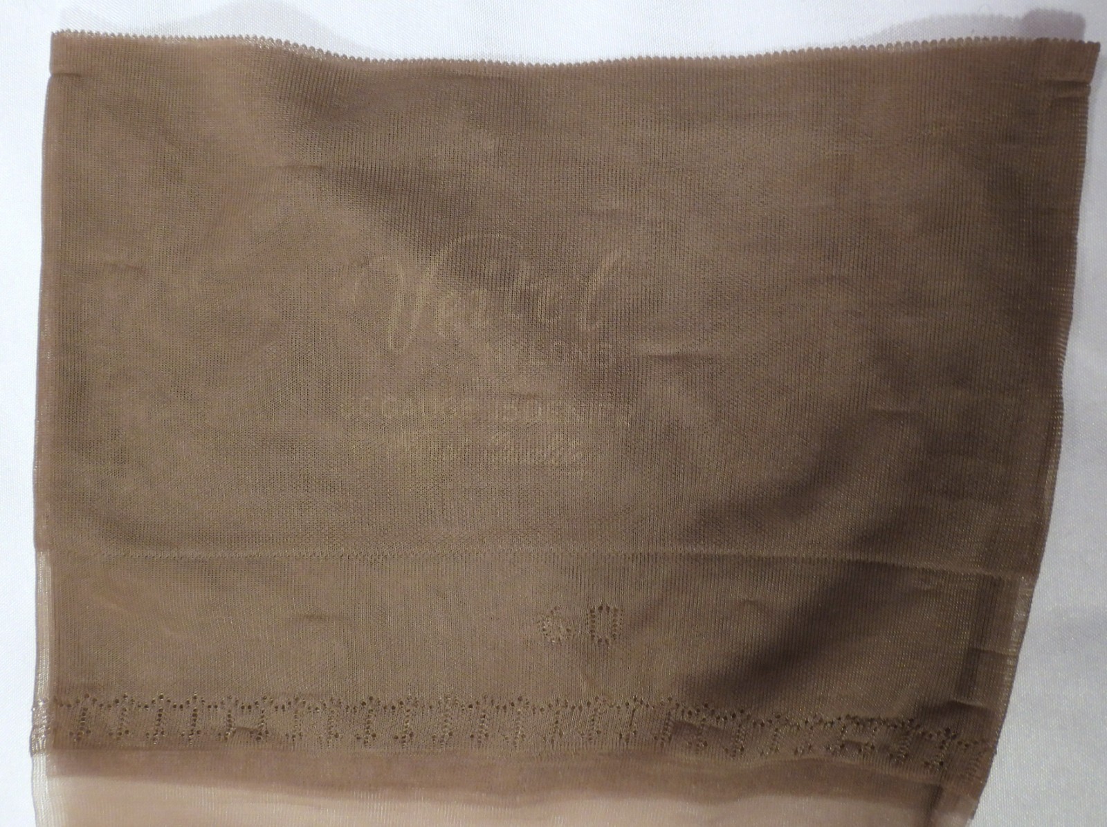2 Pair Vtg Veitel Flat Knit Keyhole FF Plain SEAMED STOCKINGS sz 9 31″ 60G/15D