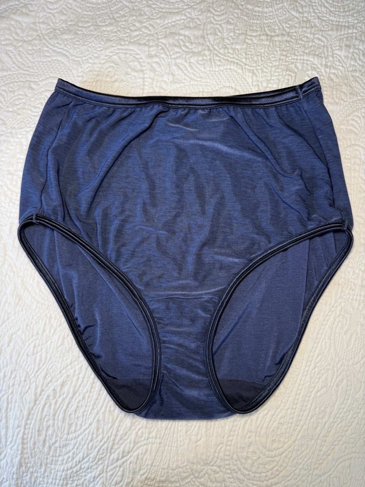 Vintage VANITY FAIR 13100 Illumination Brief Panties Women’s Size 8 / XL