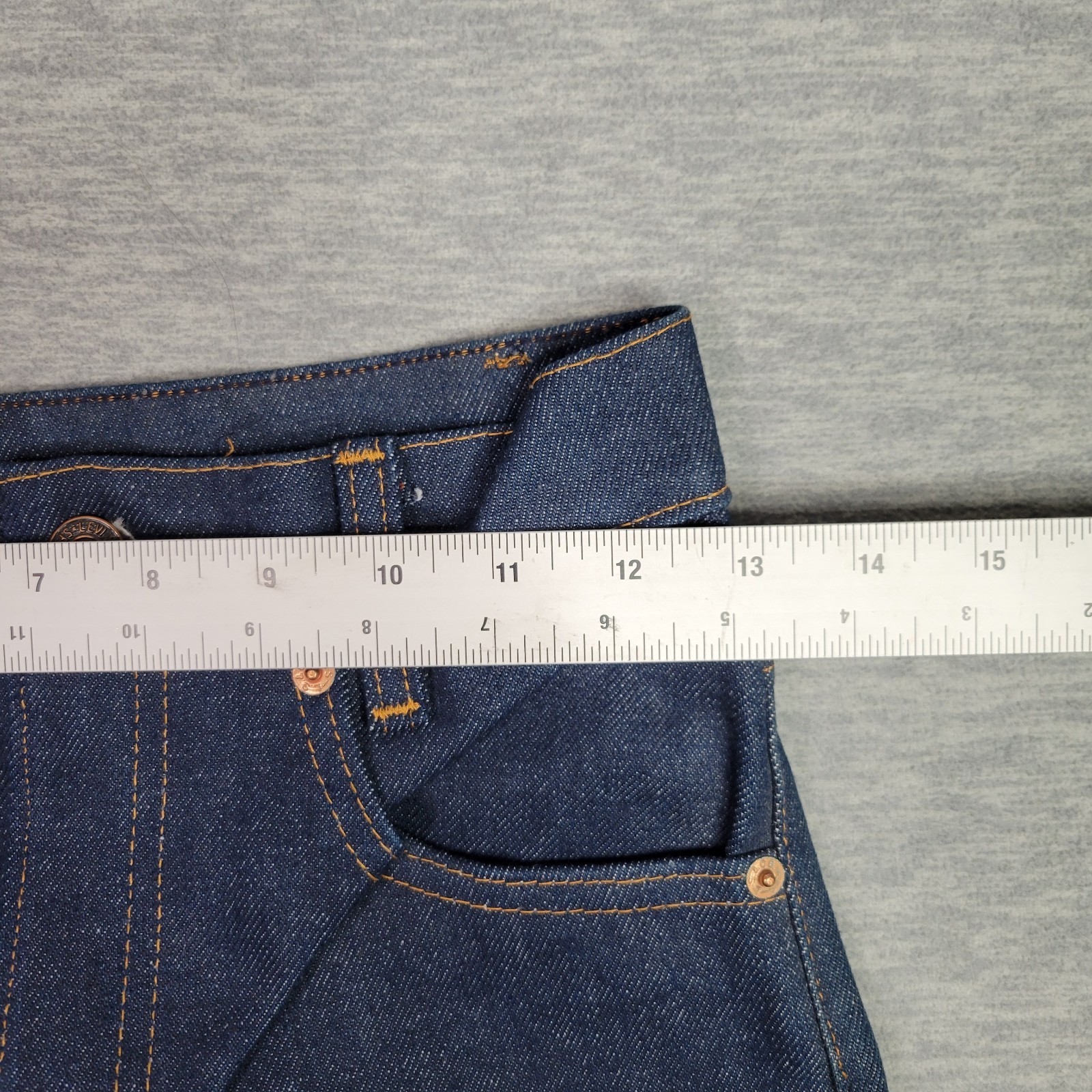 VTG 80s Levis Student Jeans Size 26×34 Made In USA Sample Pair SEE DESCRIPTION