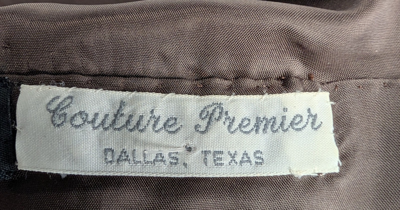 Couture Premier Gown Womens Extra Large Velvet Embroidered Brown Gold Vintage