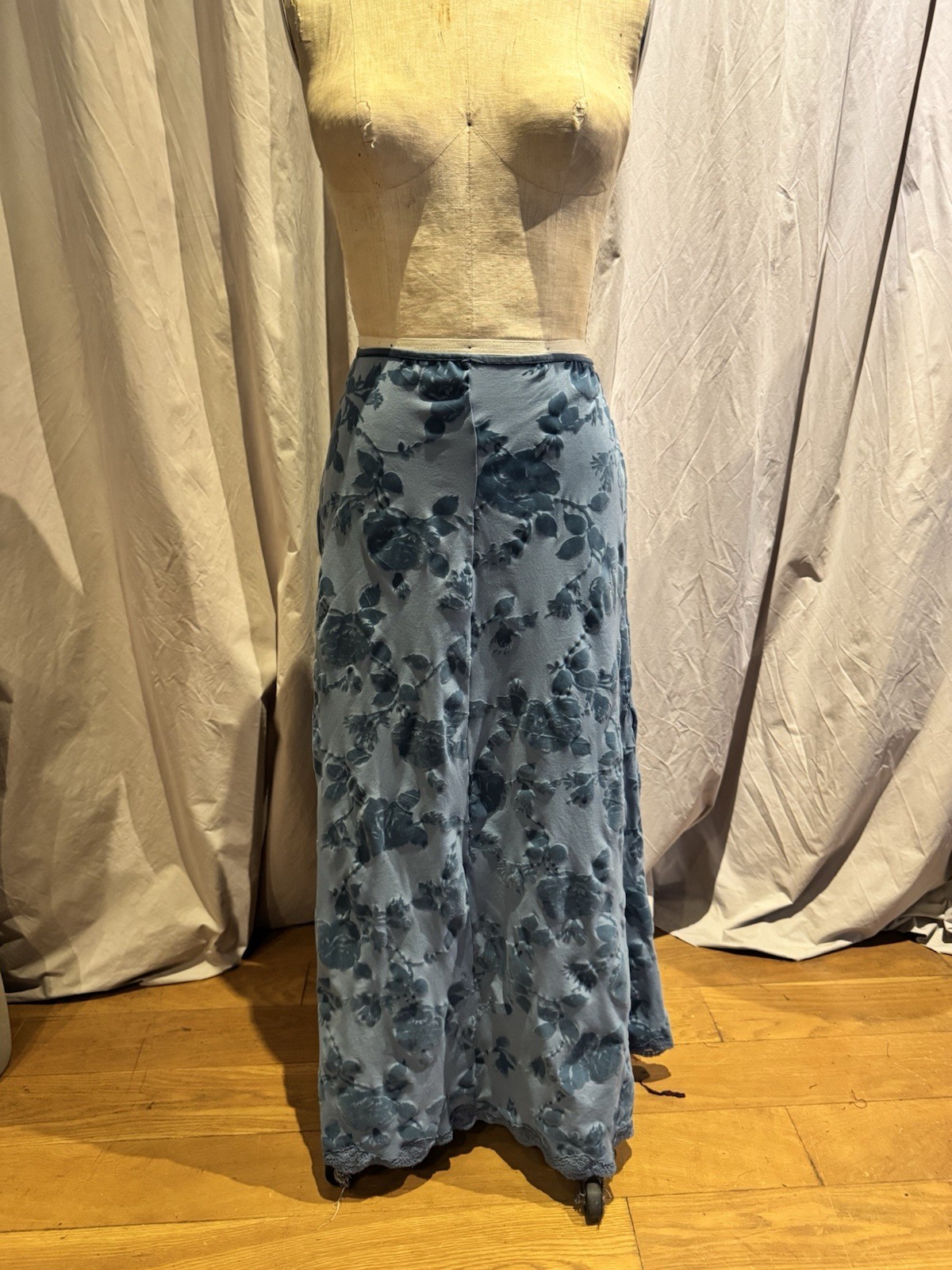 Ann Ferriday Velvet Roses Princess Maxi Skirt Deadstock O/S