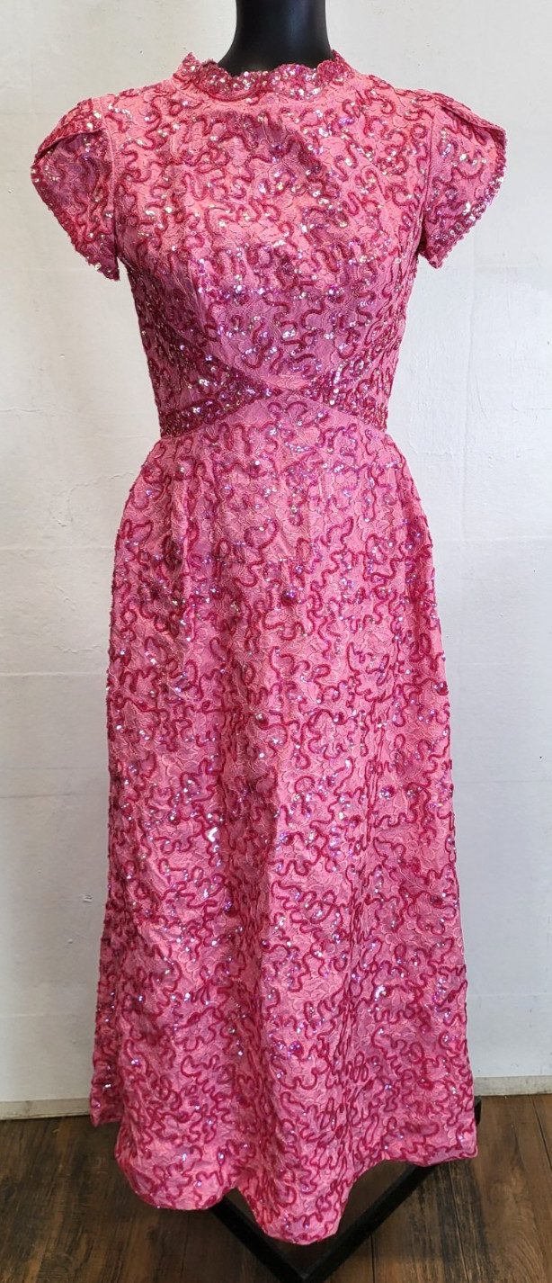 1960’s Vibrant Pink Shimmering Sequin & Lace Hostess Gown Dress Size 10