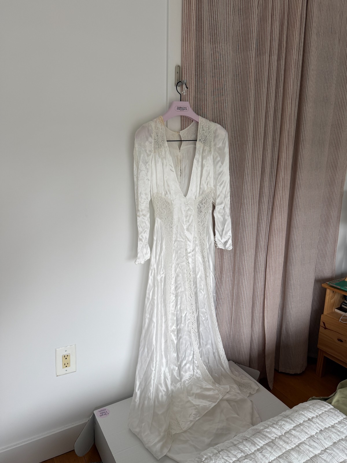 1940s Cathedral Wedding Dress