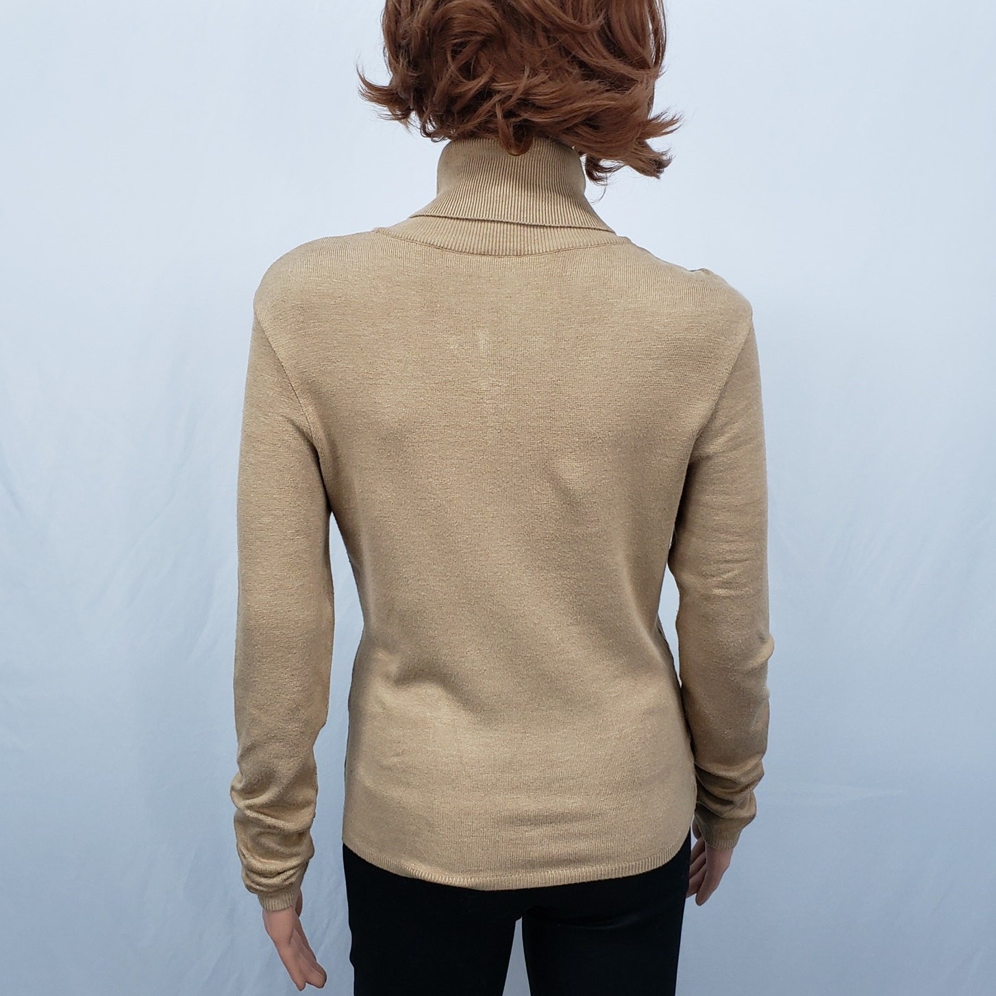 EMANUEL UNGARO LIBERTE Vintage Turtleneck Sweater Top Silky Knit Camel M