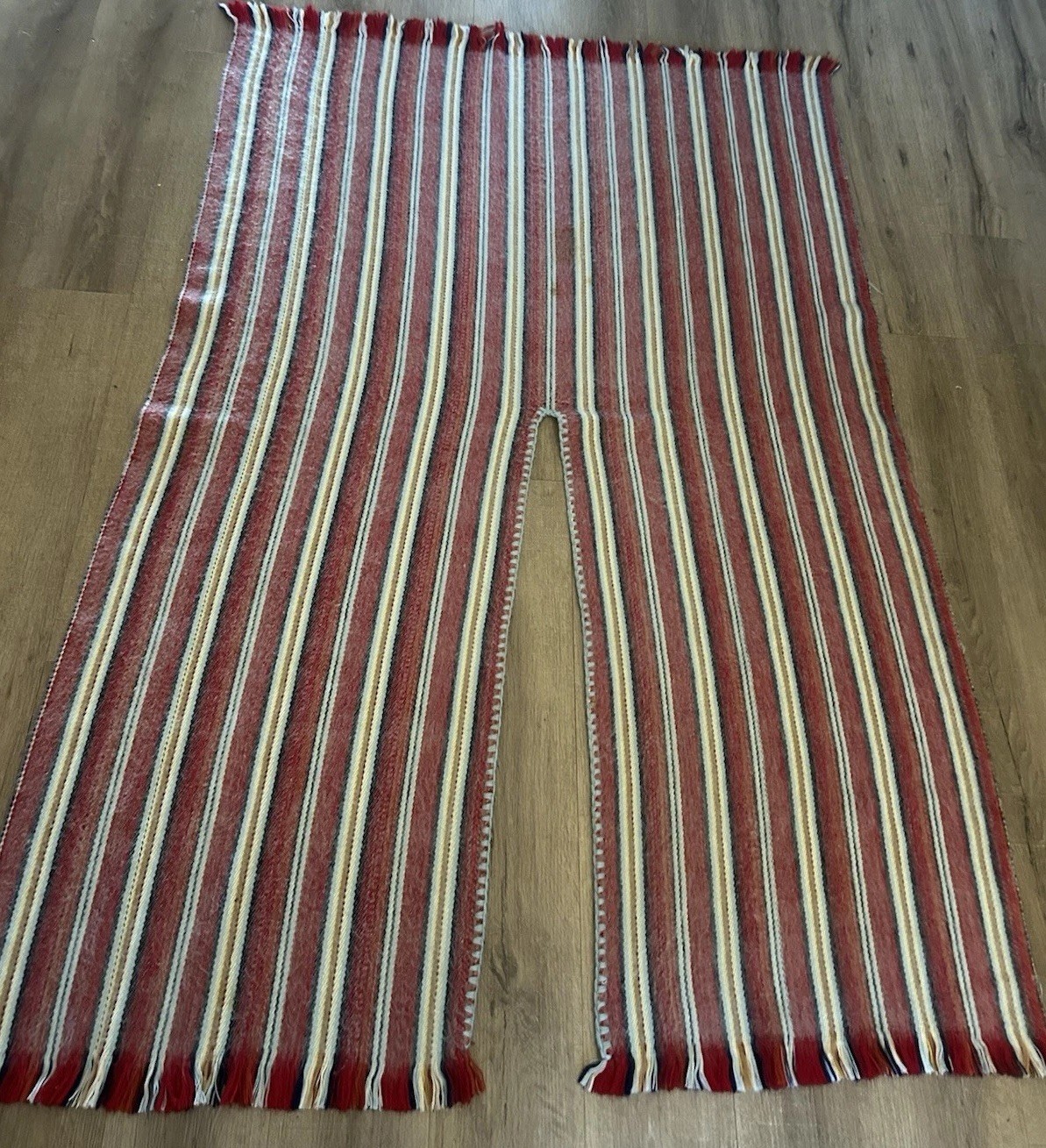 Vintage Poncho Serape Blanket Stripe Wool? Fringe Square 36″ One Size S M L XL